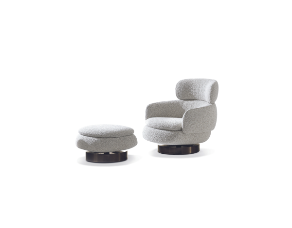 VIVIENNE ARMCHAIR